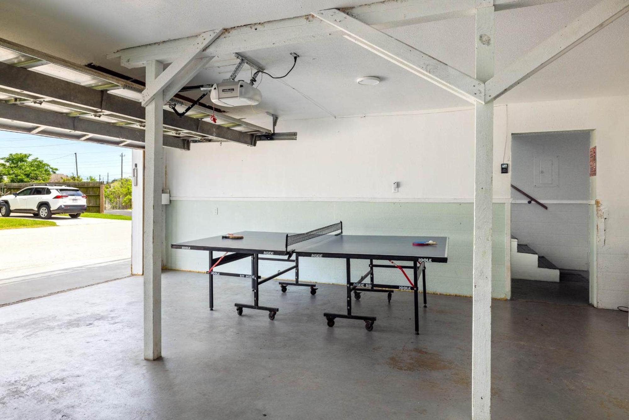 Nr Beach Pier Oasis Game Tables Yard Bbq Galveston Exterior foto