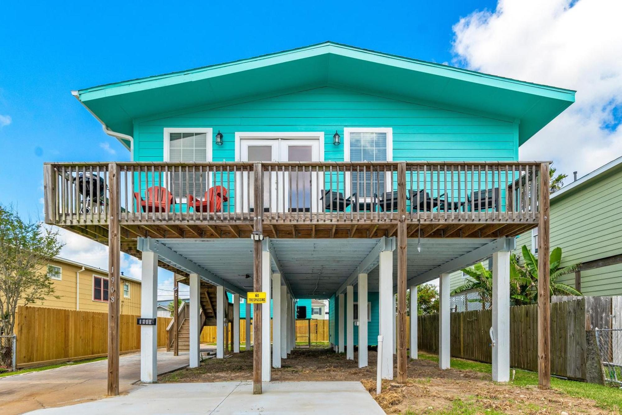 Nr Beach Pier Oasis Game Tables Yard Bbq Galveston Exterior foto